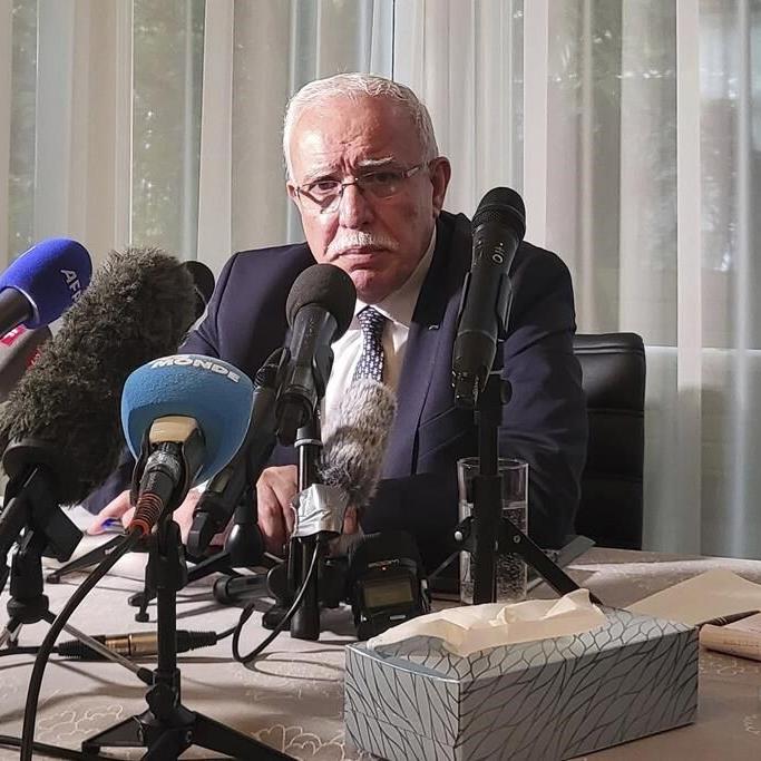 Palestinian foreign minister promises cooperation with international courts on visit to The Hague